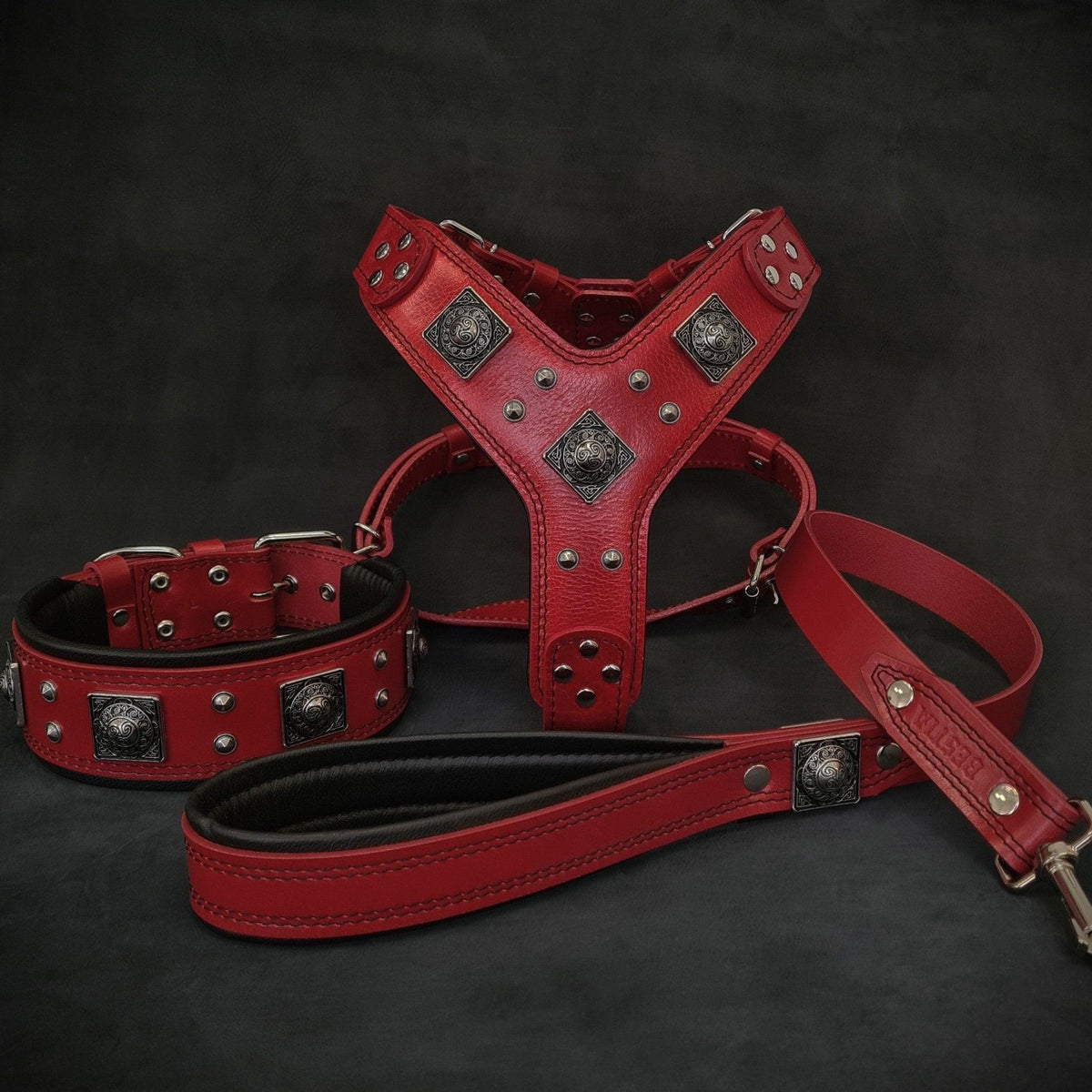 Bestia Eros Red Leather Dog Set