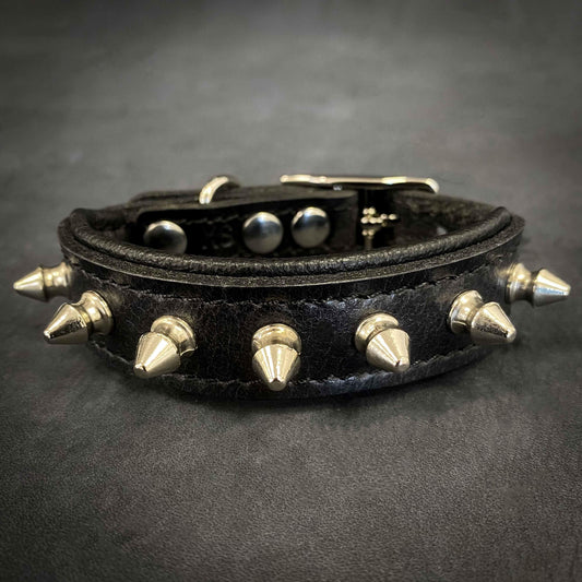 Bestia Spiky Leather Dog Collar