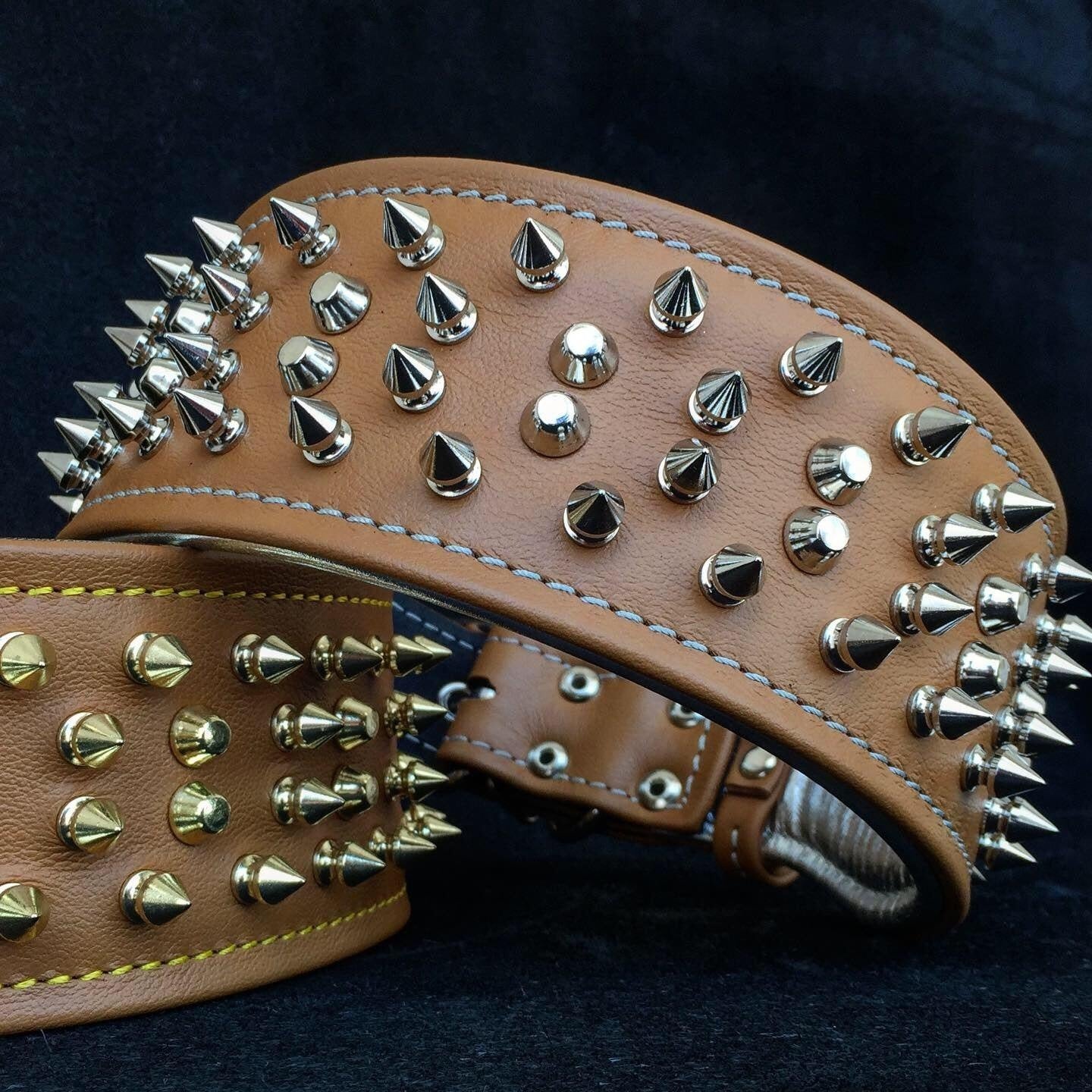 PawRuLLeR leather dog collars